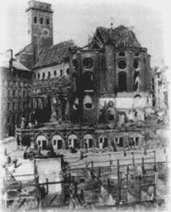 Peterskirche München na de oorlog.