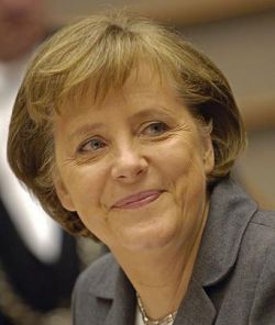 buurvrouw Angela Merkel, de quantumchemica die zo lang weigerde naar de kapper te gaan.