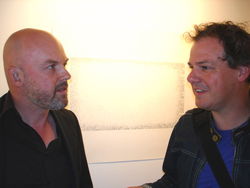 Marcel van Eeden onlangs in Kunsthal KAdE, hier met Frank Halmans