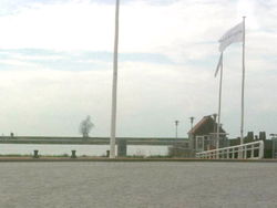 gezien vanuit de haven van Lelystad